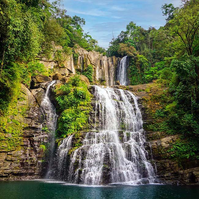 Nauyaca Waterfall Day Trip